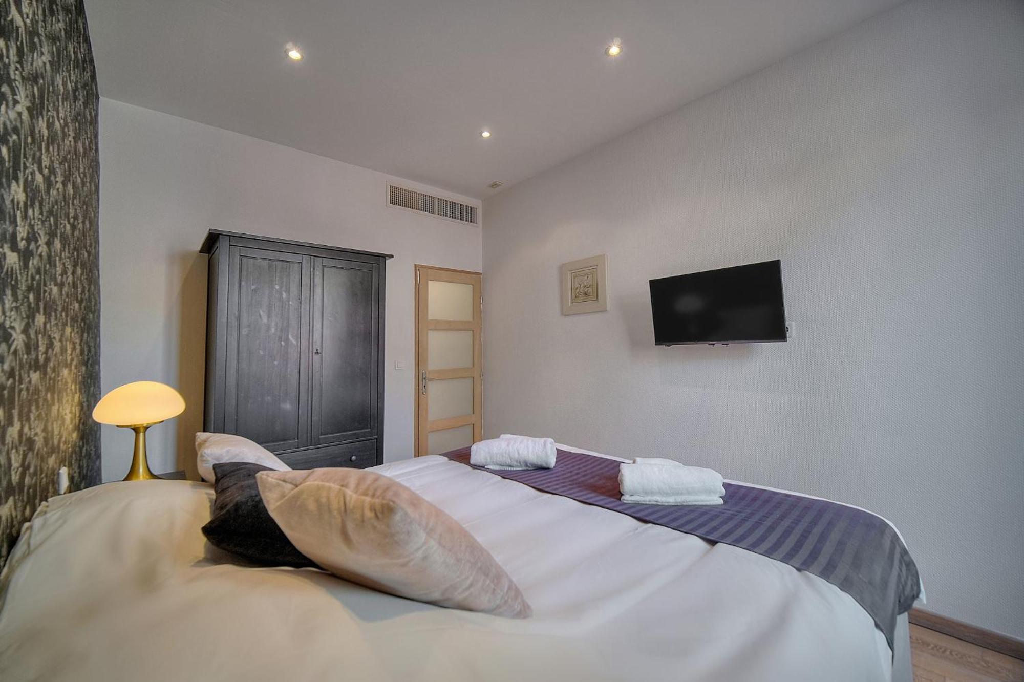 Moderne 3 Pieces Idealement Situe Centre De Cannes L! A2B22 ภายนอก รูปภาพ